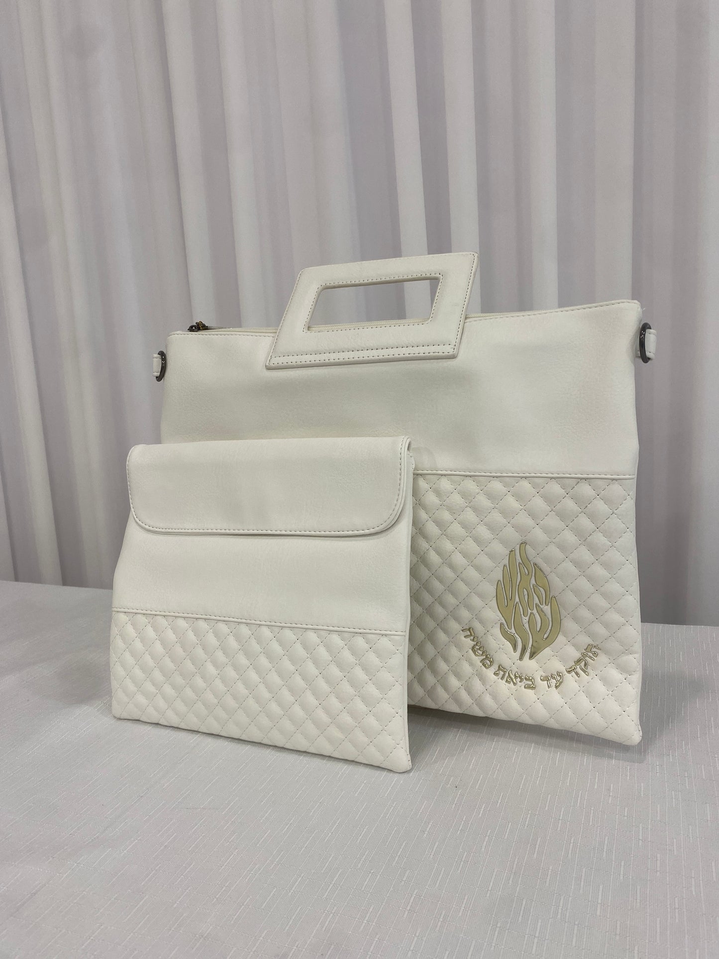 סט כיסוי טלית ותפילין עם רצועה וידית לבן האש שלי זהב