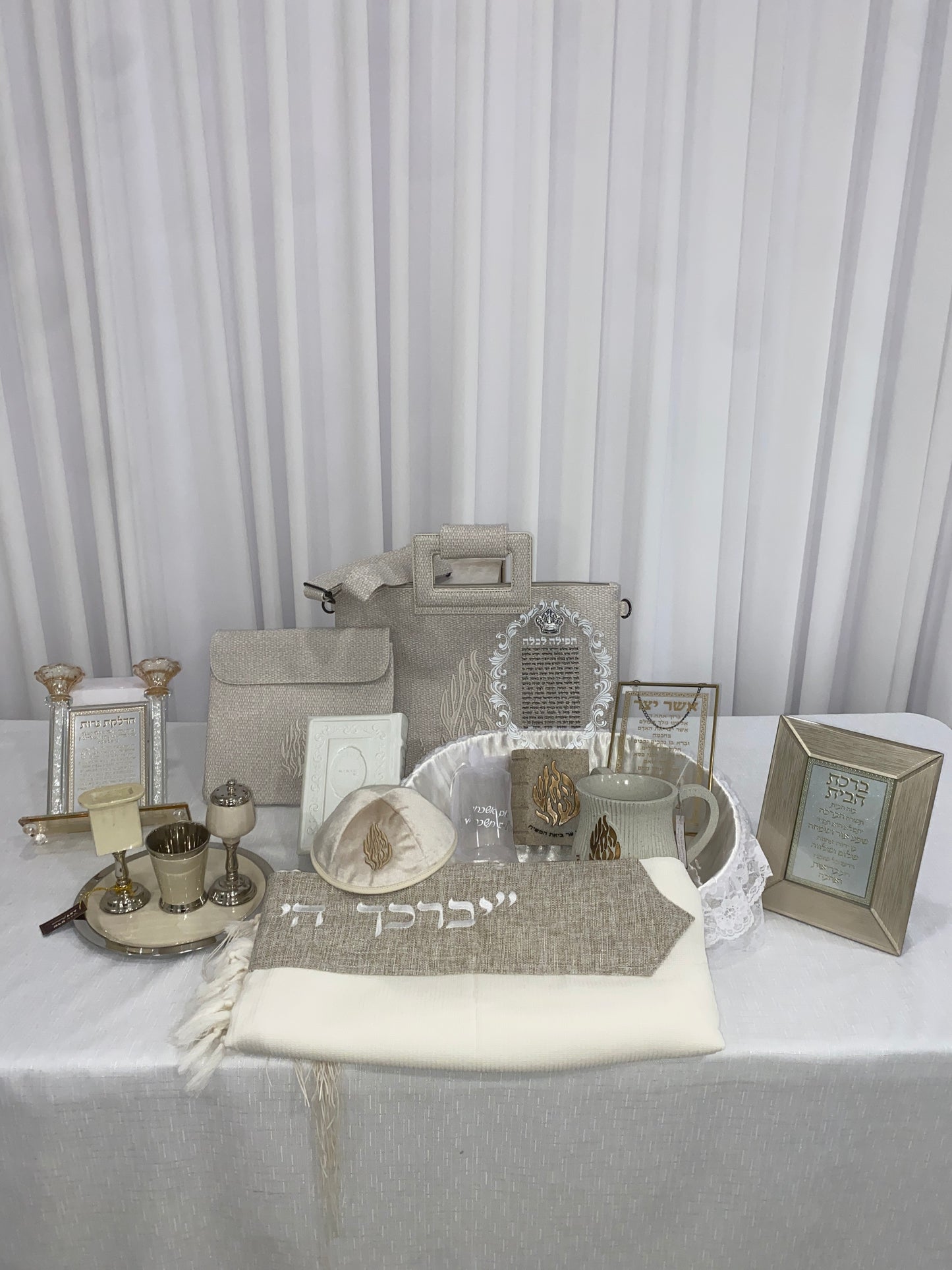 סט מפואר לחתונה