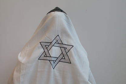 טלית דגם יברכך כסף