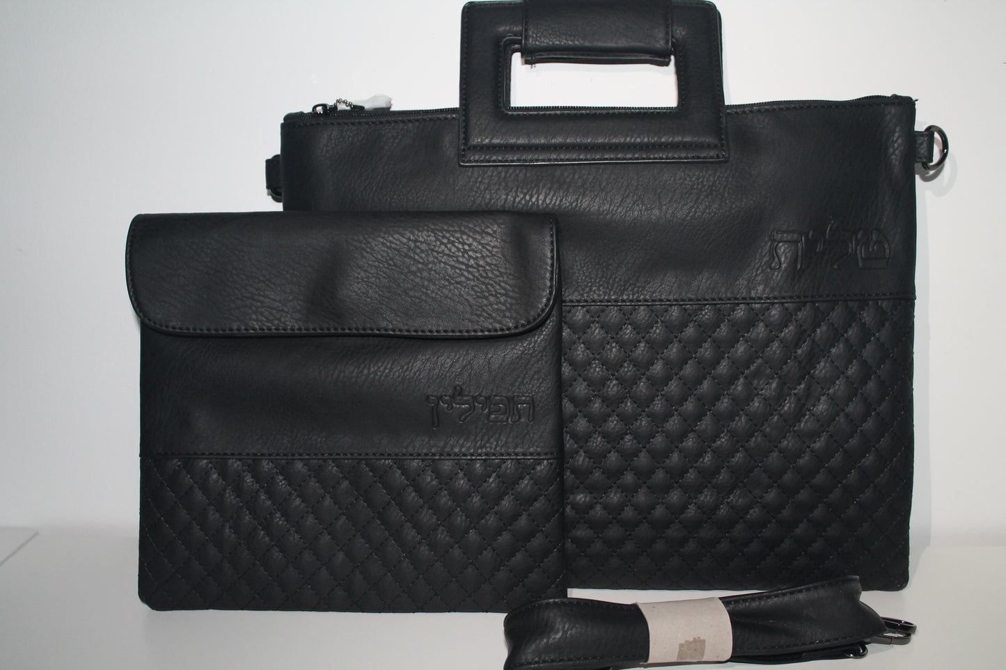 כיסוי טלית ותפילין עם ידית ורצועת נשיאה דגם דמוי עור שחור